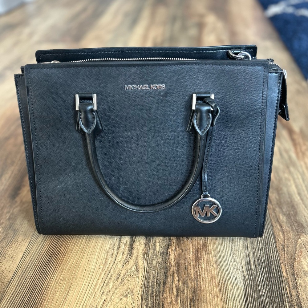 Large Black Michael Kors Purse